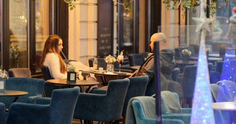 AITA for Walking Out After My Date Made Weight and Life‑Choice Comments?